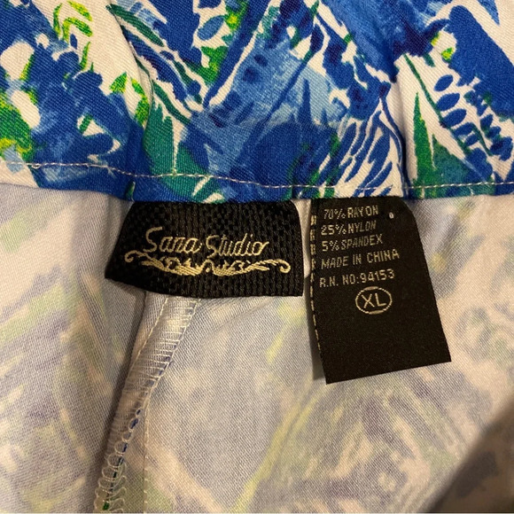 Sara Studio blue & green print skort size XL. - Picture 4 of 4